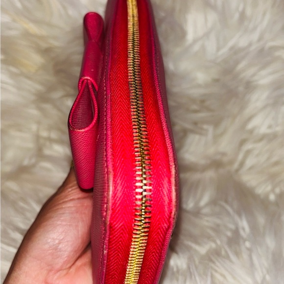 Authentic Prada Safiano Long Pink Wallet. Clean and Pristine! - Picture 4 of 8